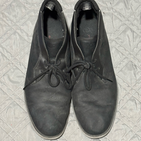 Ugg Union Chukka Weather Treadlight Charcoal suede shoes main image 5